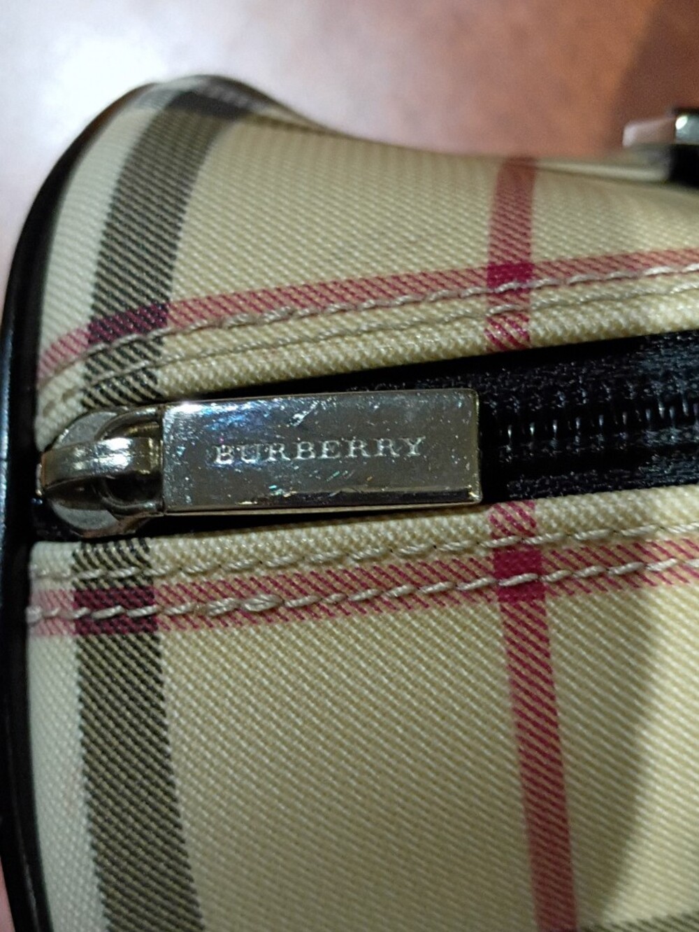 Burberry Nova Check Barrel Bag with Black Straps - Picture 10 of 15
